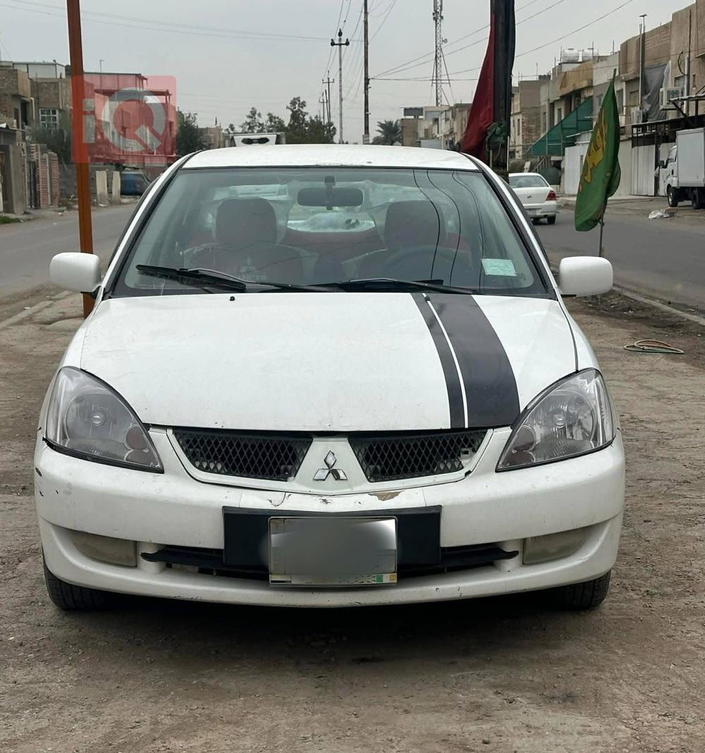 ميتسوبيشي لانسر